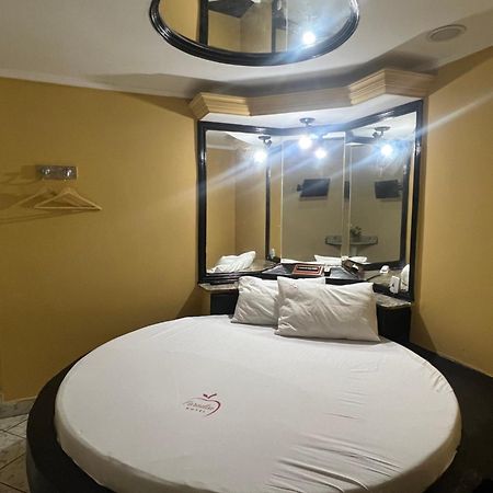 Hotel Paradise Salvador Buitenkant foto